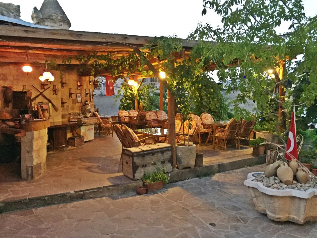 Antique Terrace Cave Suites