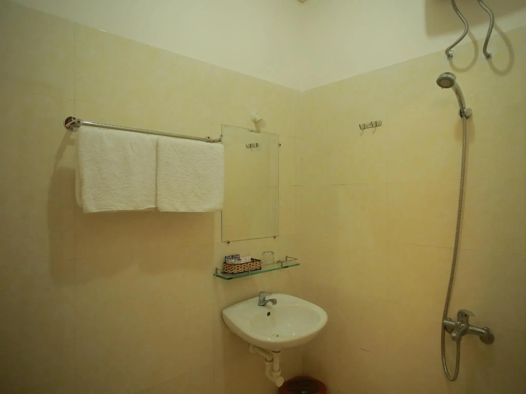 Nam Quan Hotel