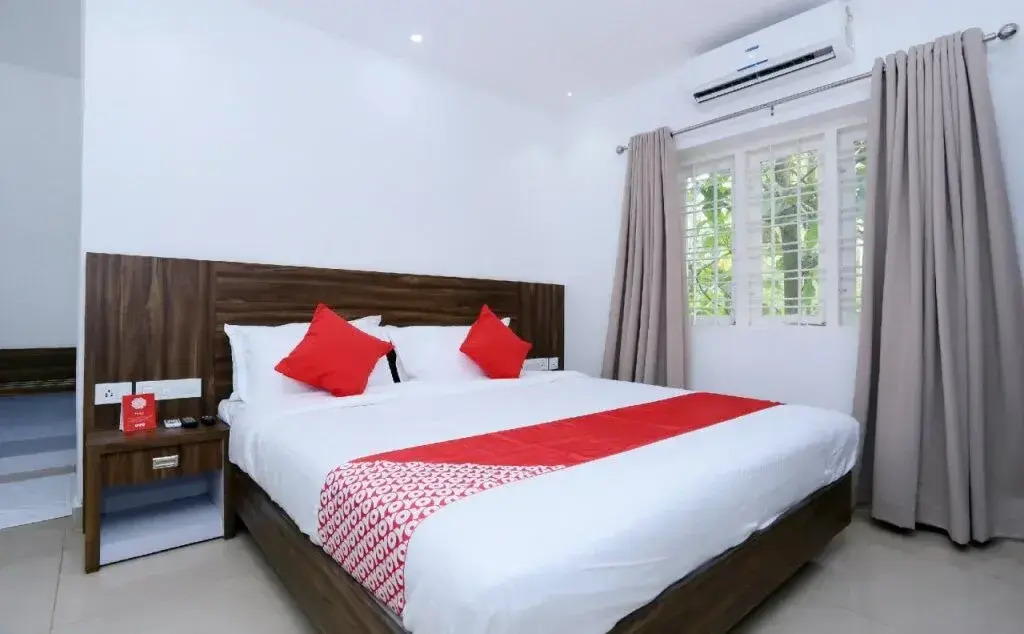 Rachana Hotels By OYO Rooms