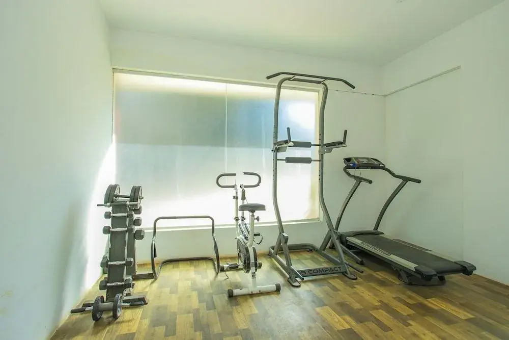 OYO 22935 Iwe Studio