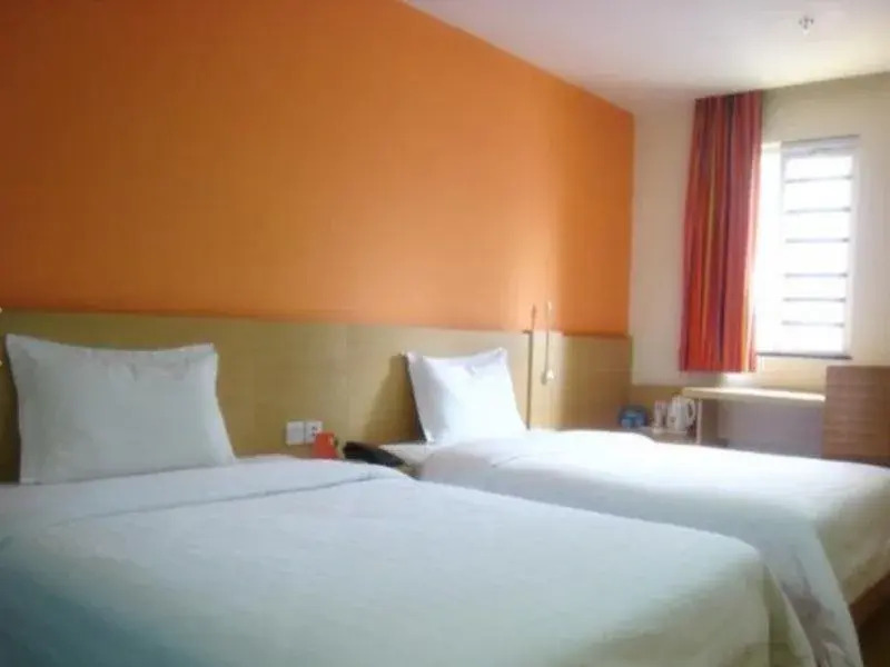 7 Days Inn Chengdu Tongjin Bridge Branch