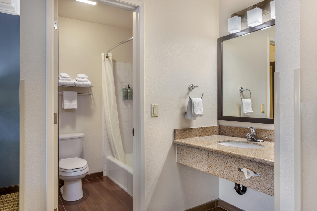 Best Western Town & Country Lodge