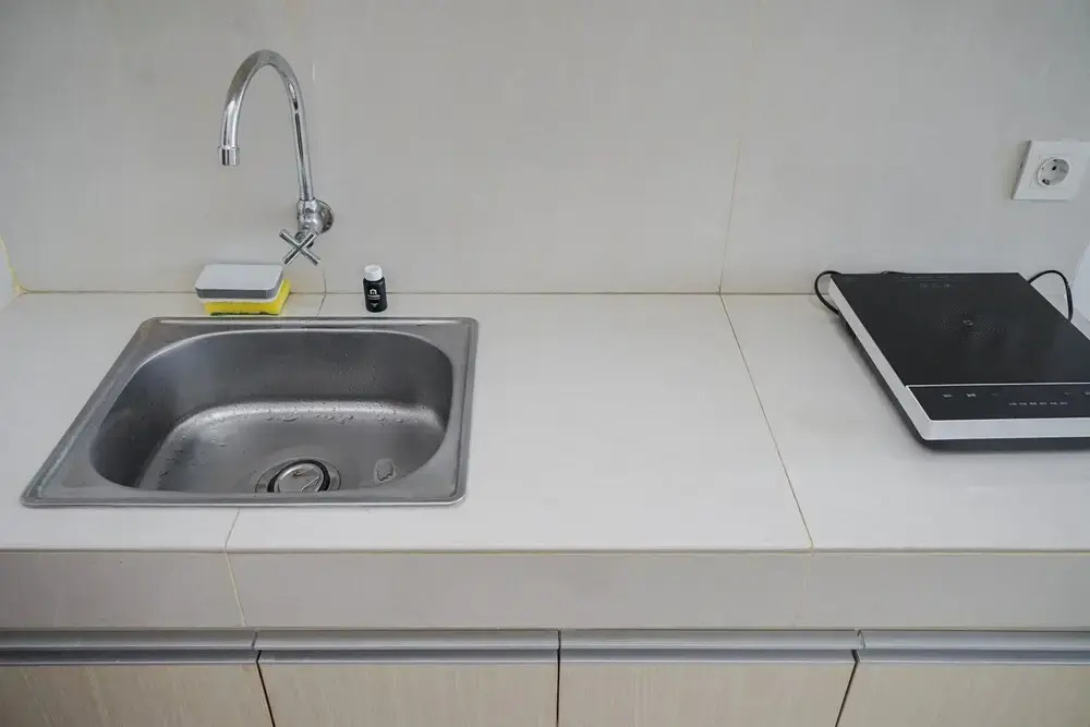 Cozy Living Studio Apartment Springwood Residence near IKEA Alsut