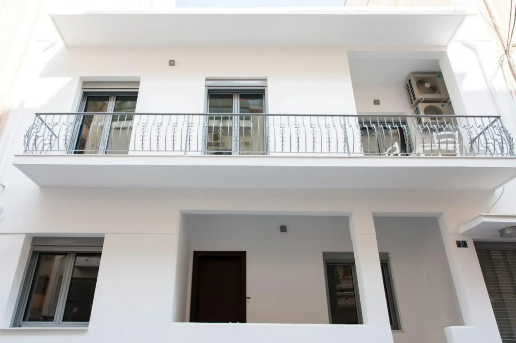Spacious 4BR House Near Acropolis Roof Garden 12 Guests