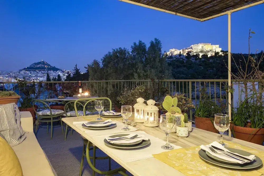 Amazing Two Storey Apartment - Thissio