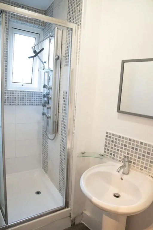 Inviting 3-bed Apartment in London