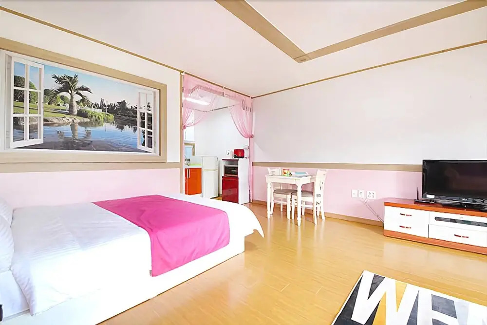 Gyeongpo Starry Love Song House Pension
