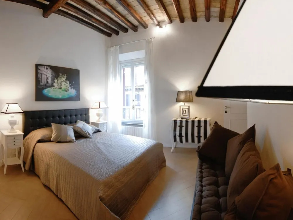 Marilyn Apartment