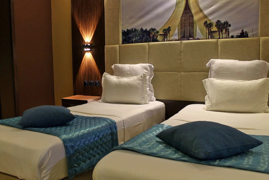 LB Suite Hotel
