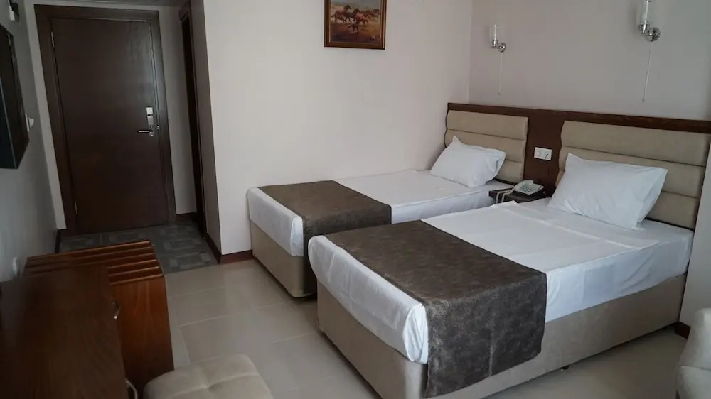 Sami Akar SARAY OTEL