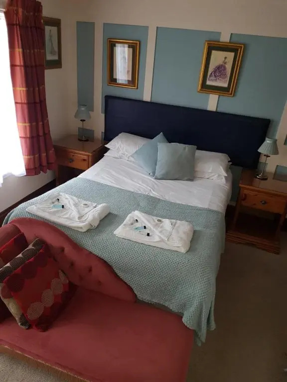 The George Hotel