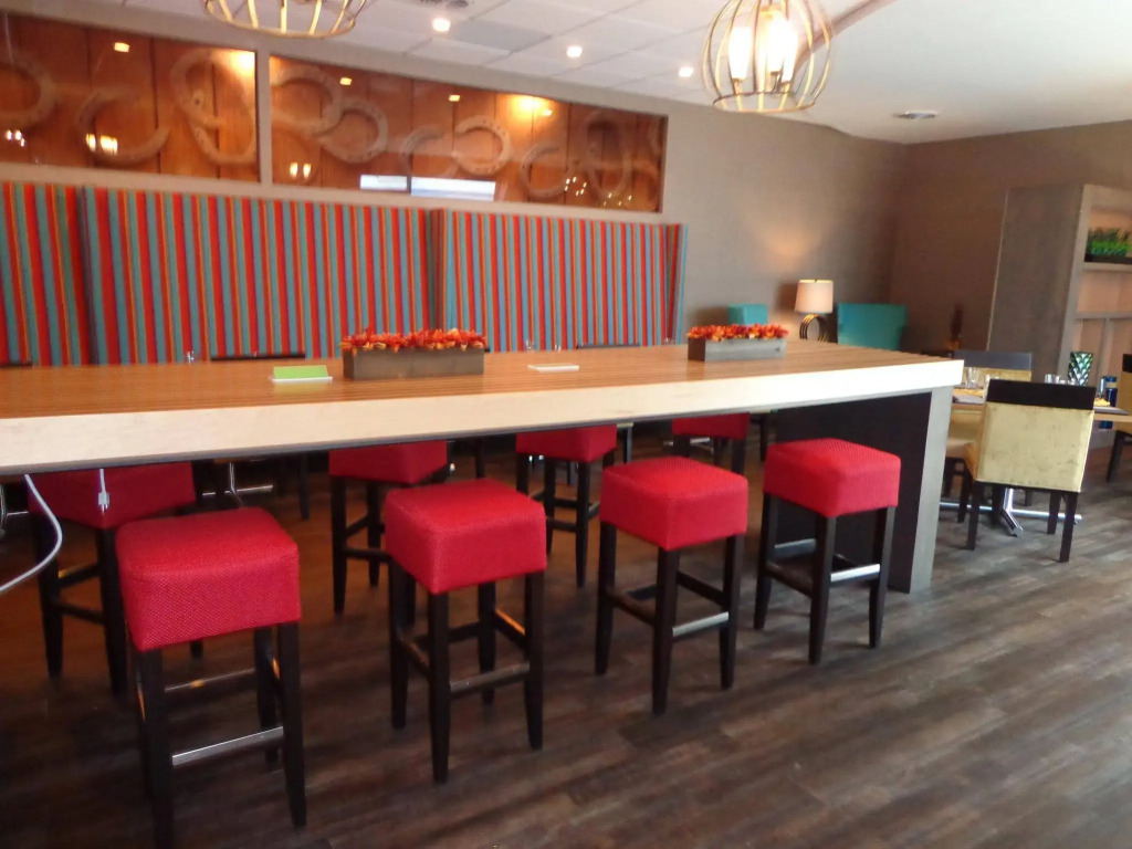 Hotel Indigo Cleveland Beachwood by IHG