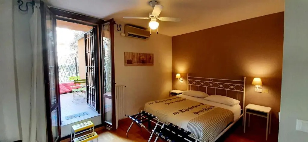 Suite Saragozza Free small Parking,Bologna