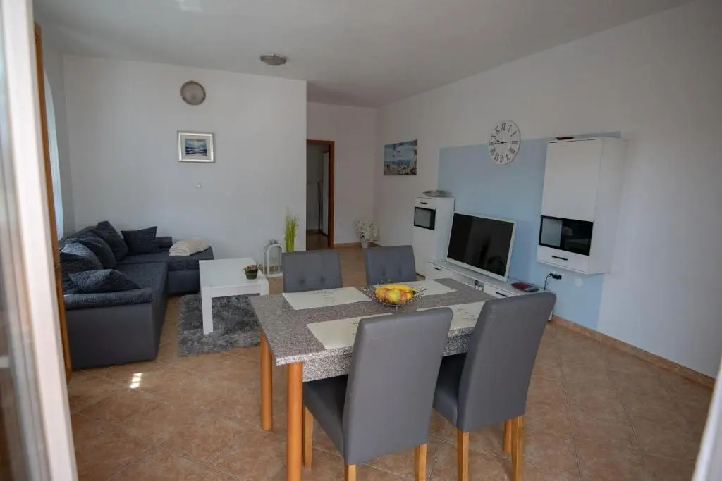 Apartments Mamut