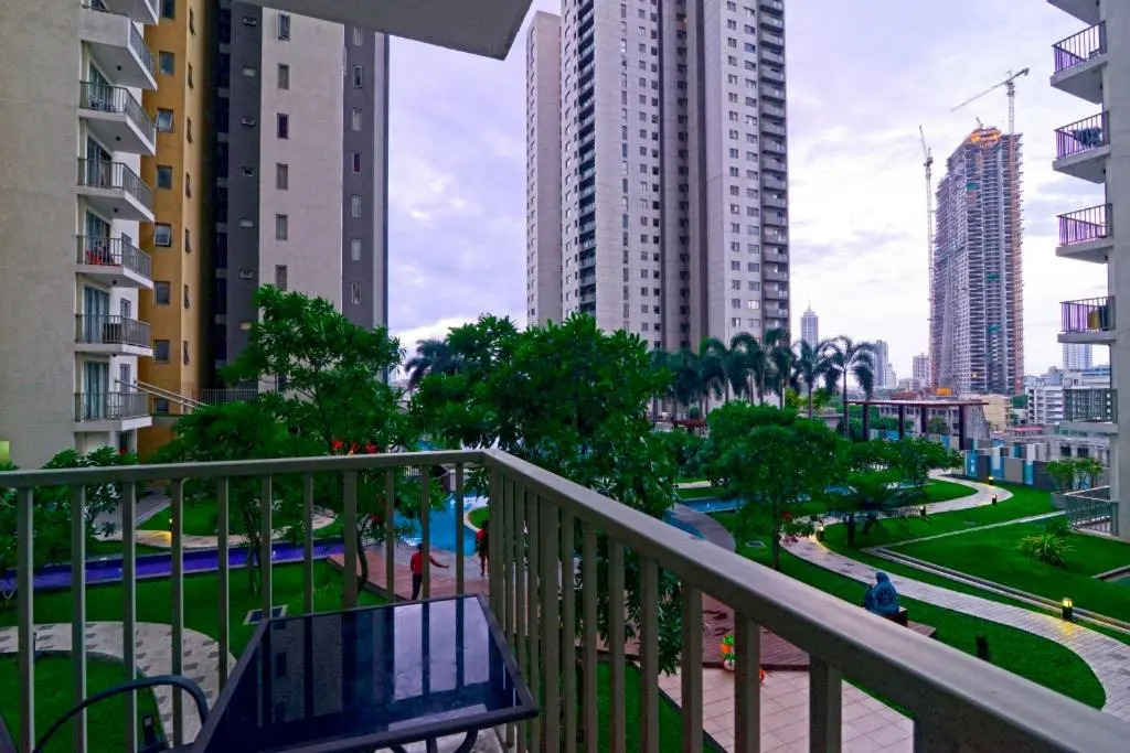 On 320 Apartment