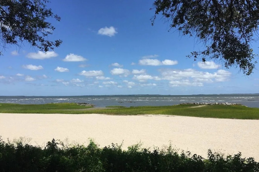 1129tspa 2 Bedroom Condo