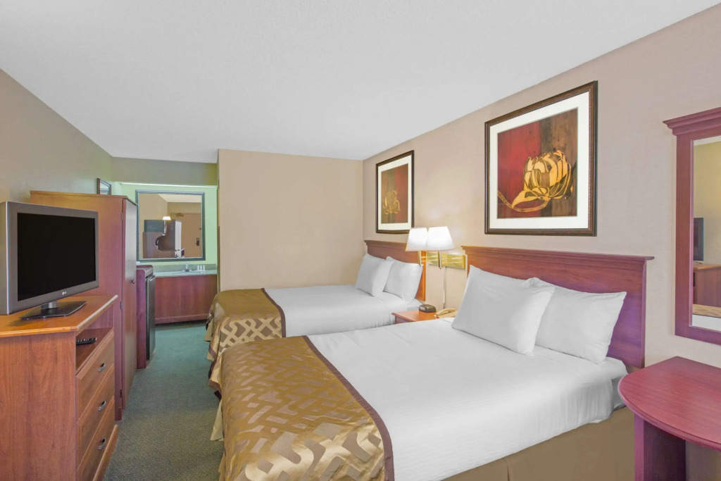 Studio 6 Suites Jacksonville, NC - Camp LeJeune