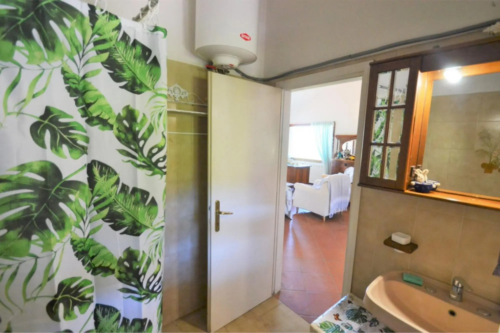 Nice apartment with large Terrace..-La Rotta