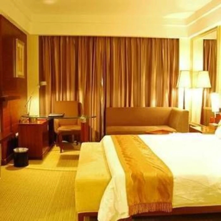 Foshan Xinruncheng Hotel