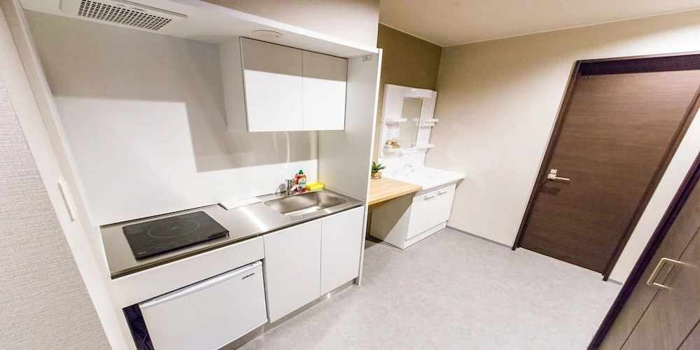 UCHI Living Stay HACHIKEN Station