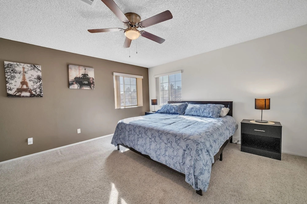 Las Vegas Oasis With Sparkling Pool 3 Bedroom Home by Redawning