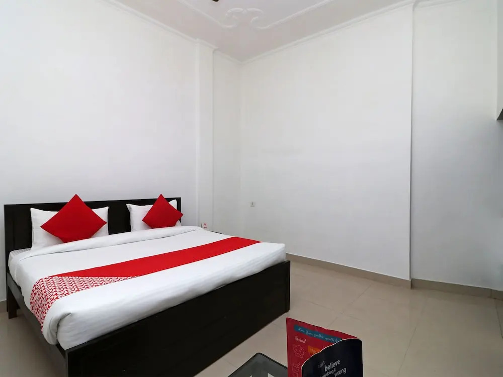 OYO 13626 hillway Guest house