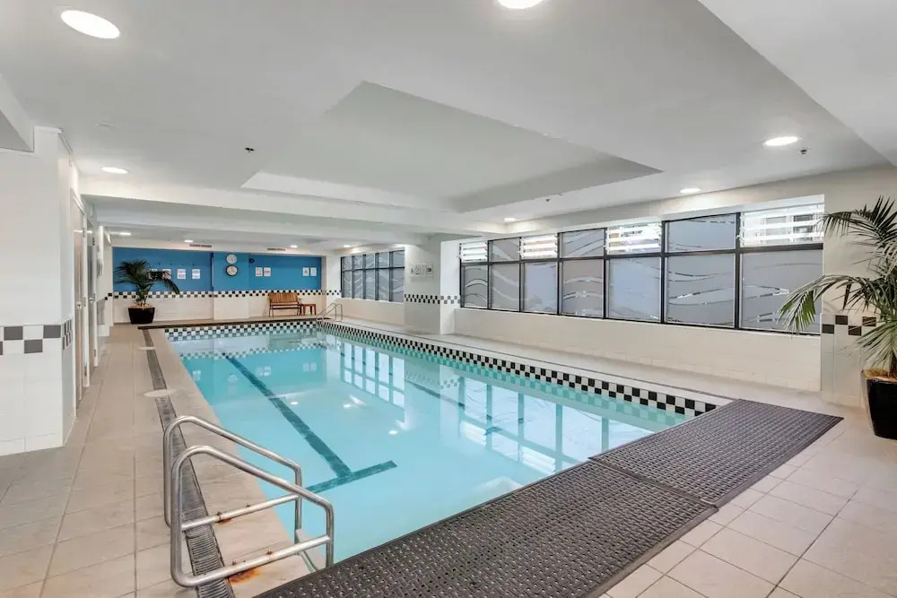 City Hideaway 1 BR Apt with Pool - Gym