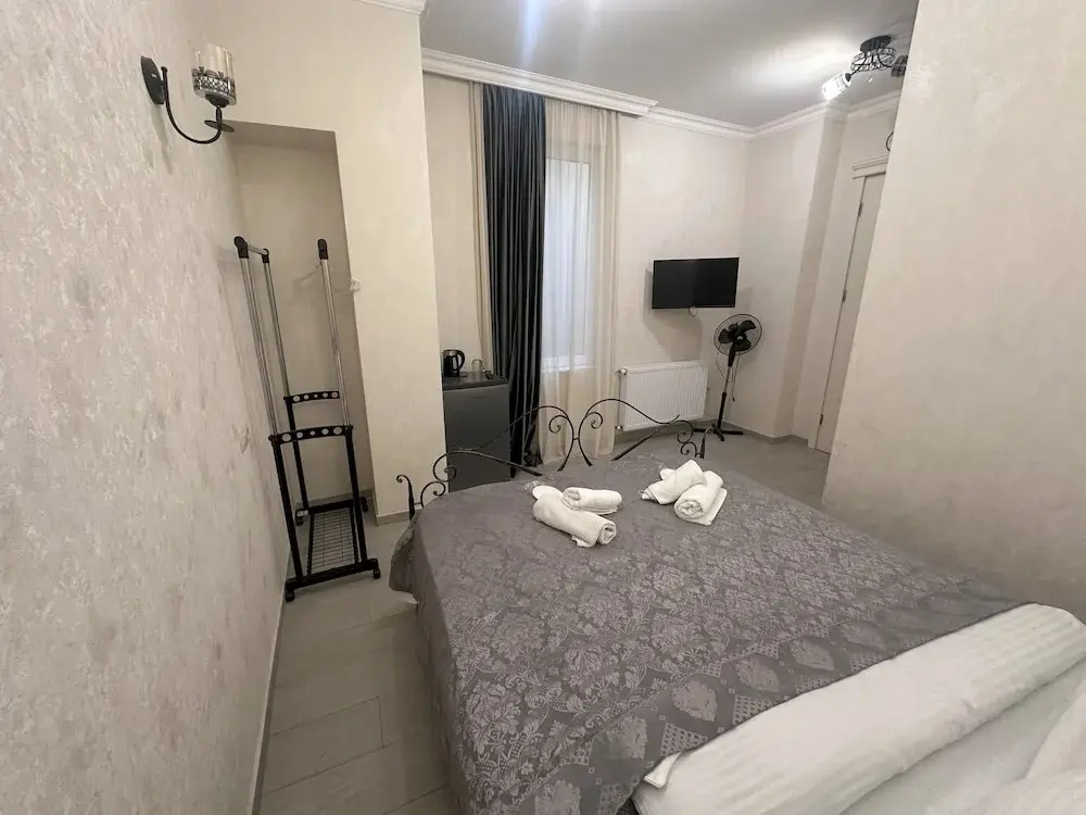 Silver 44 Hotel