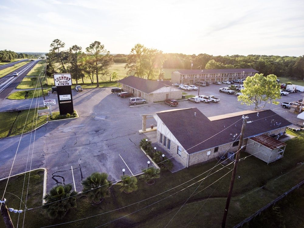 Countryside Inn