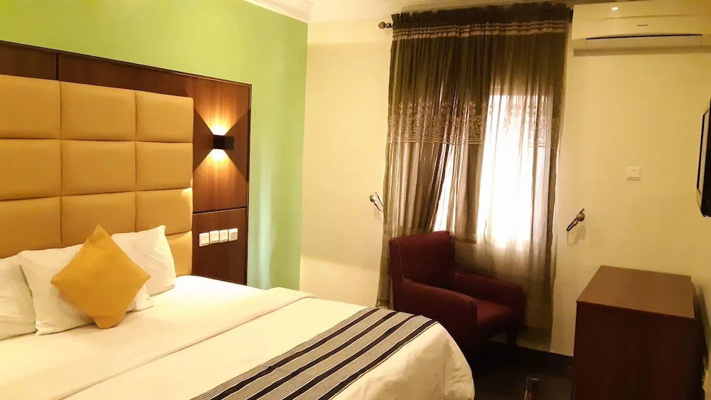 Santiago Bay Hotel