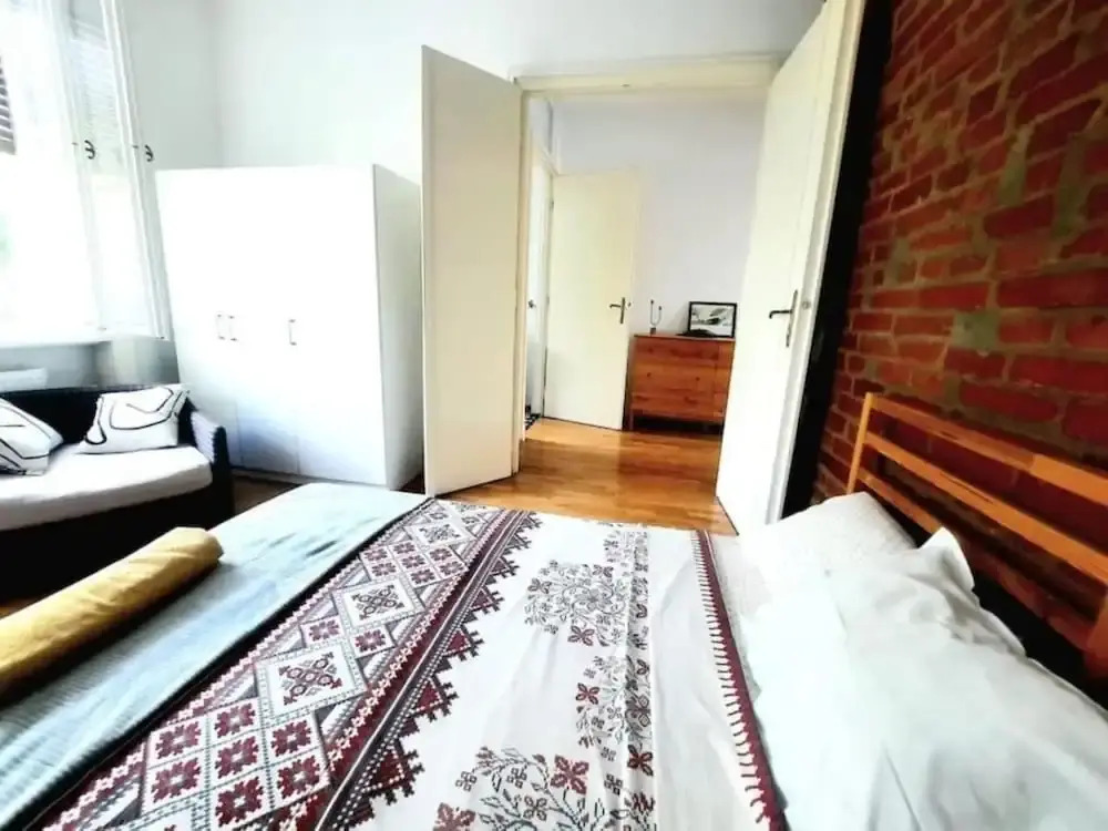 Apartment in Historic Building - Sleeps 4