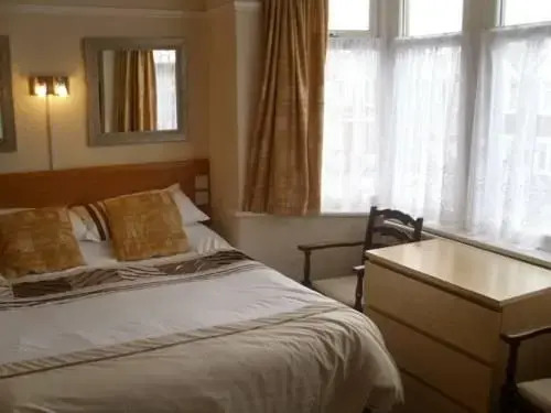 Seaforth Guest House - Pleasure Beach