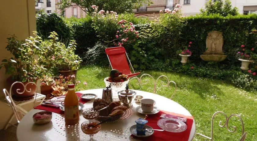 Bed and Breakfast Levallois 2