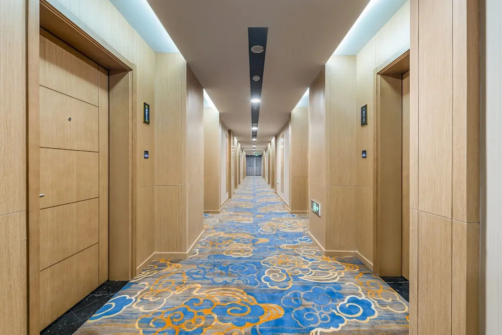 Joy Fall Hotel