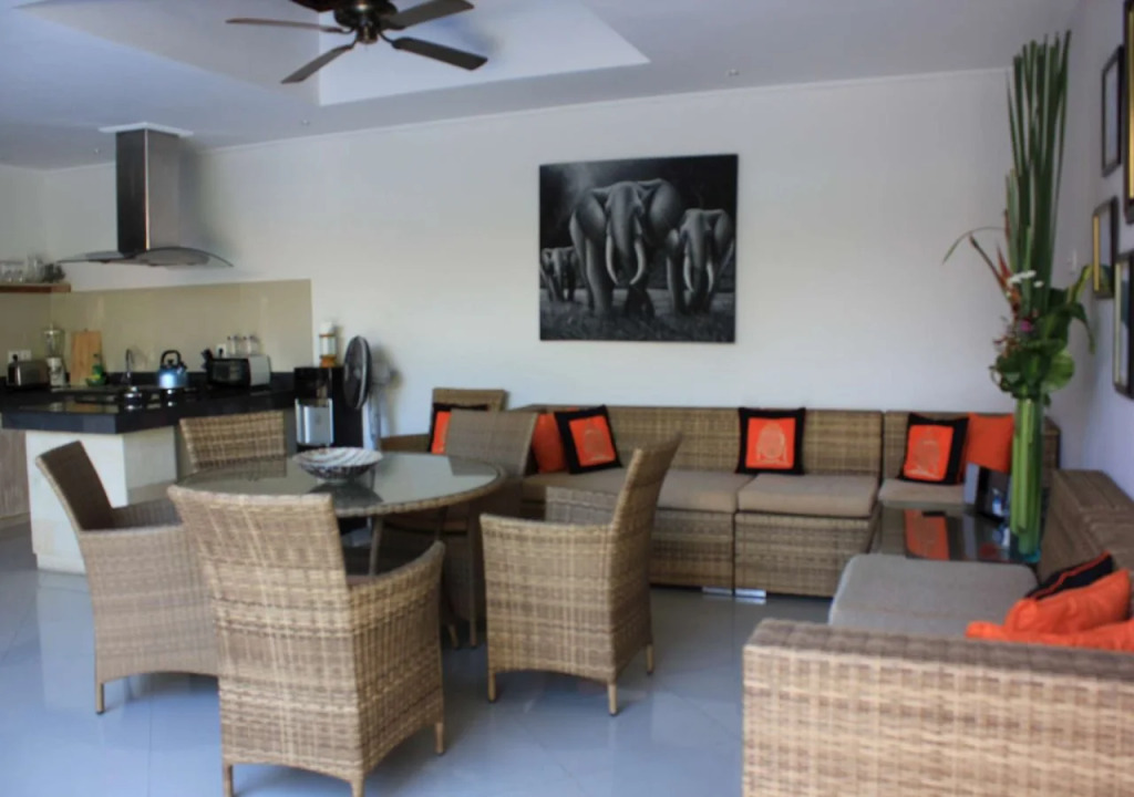 Taman Kesari Villas