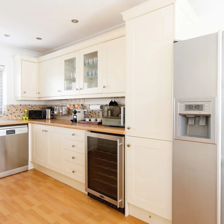 The Sea House - Ultimate Seafront Living & Sunsets