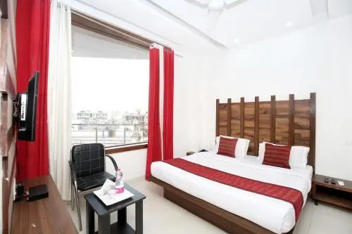 Starlet Prime by OYO Rooms