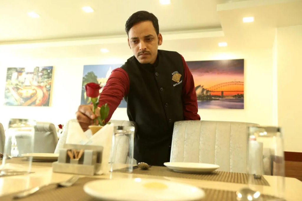 Hotel Omega - Gurgaon Central