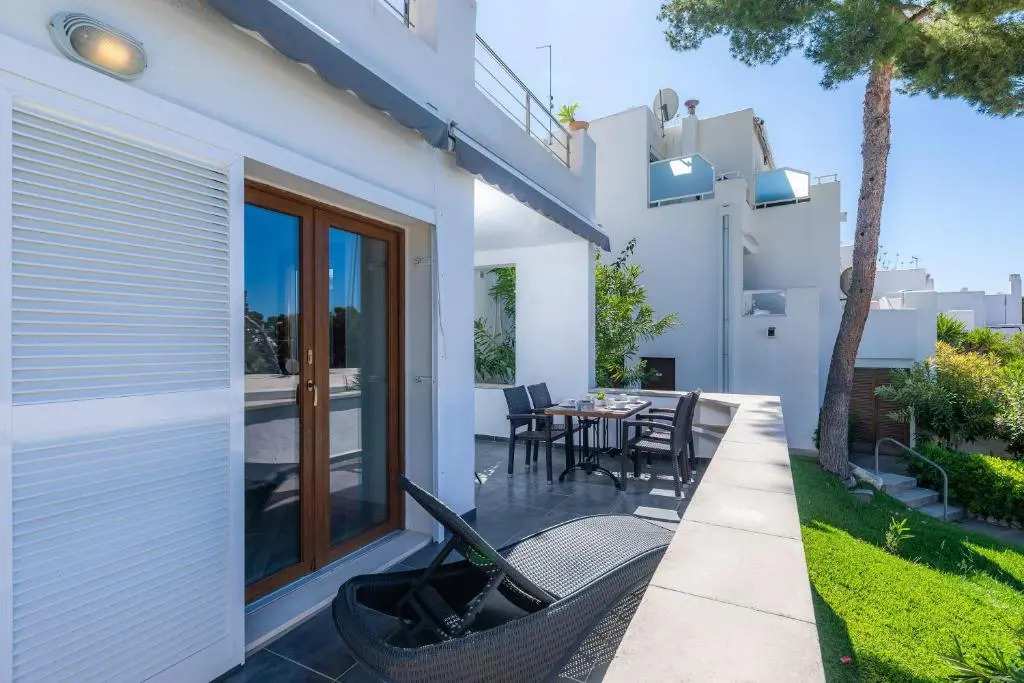 Beach Apartment 11