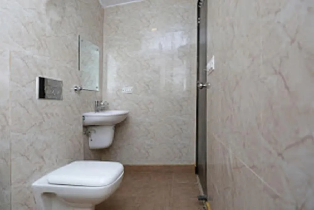 Airport Hotel Green Heights