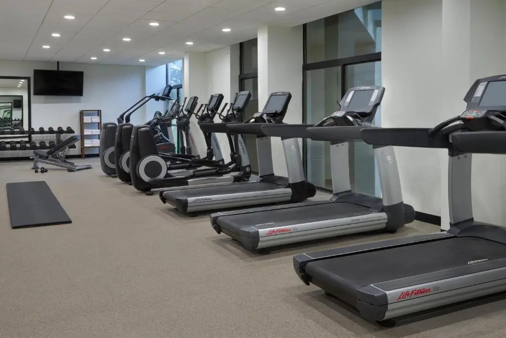 Econo Lodge Inn & Suites Toronto Airport
