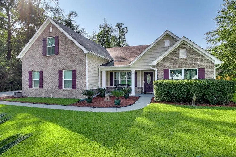 Screened Patio: Rincon Home, 18 Mi to Savannah