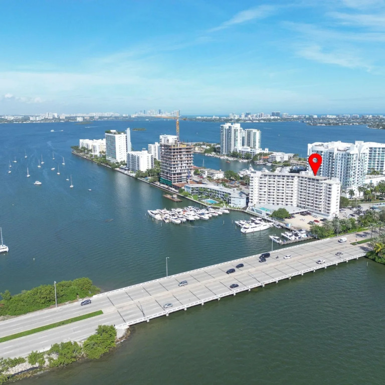 Vista Mar Bay Views Close to Miami Attractions