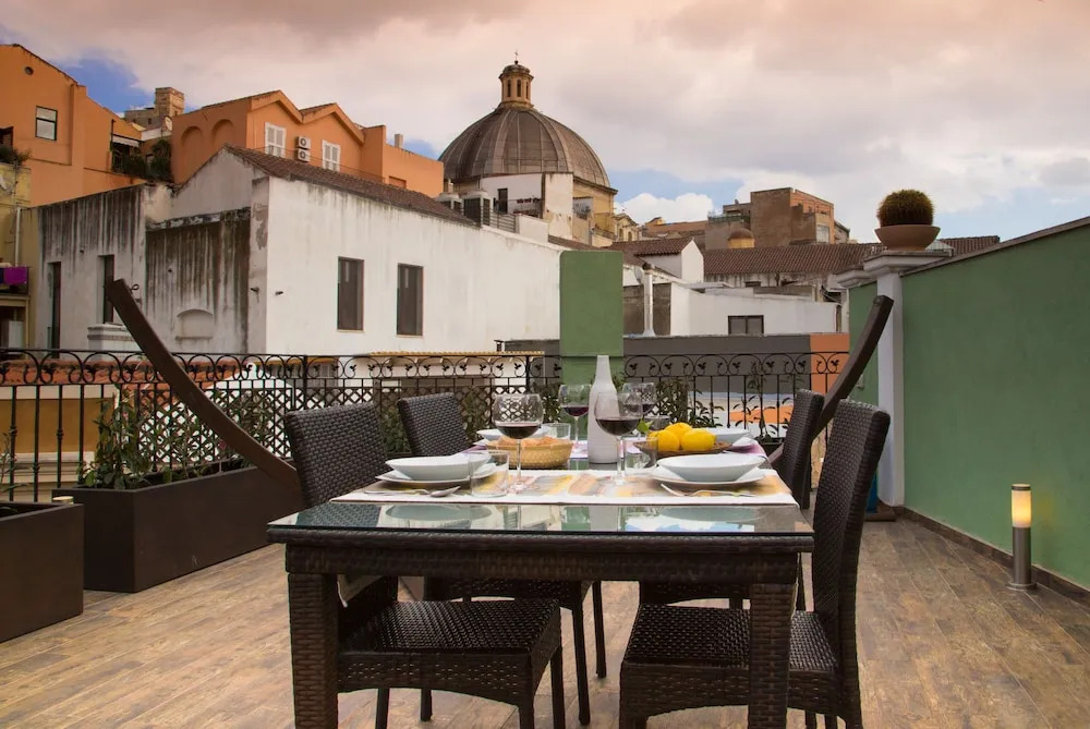 LAC Luxury Apartment Cagliari Barcelona