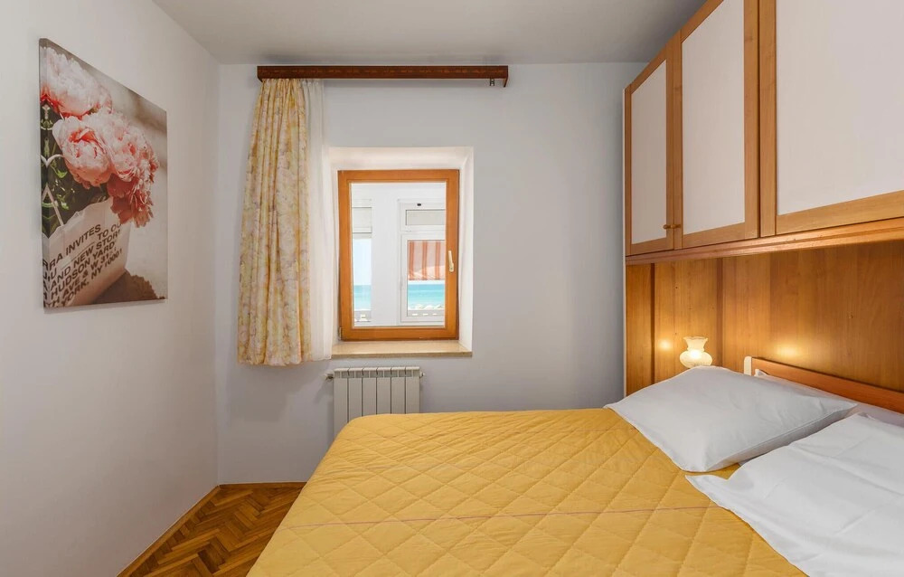 Awesome Apartment in Zambratija With Wifi and 2 Bedrooms