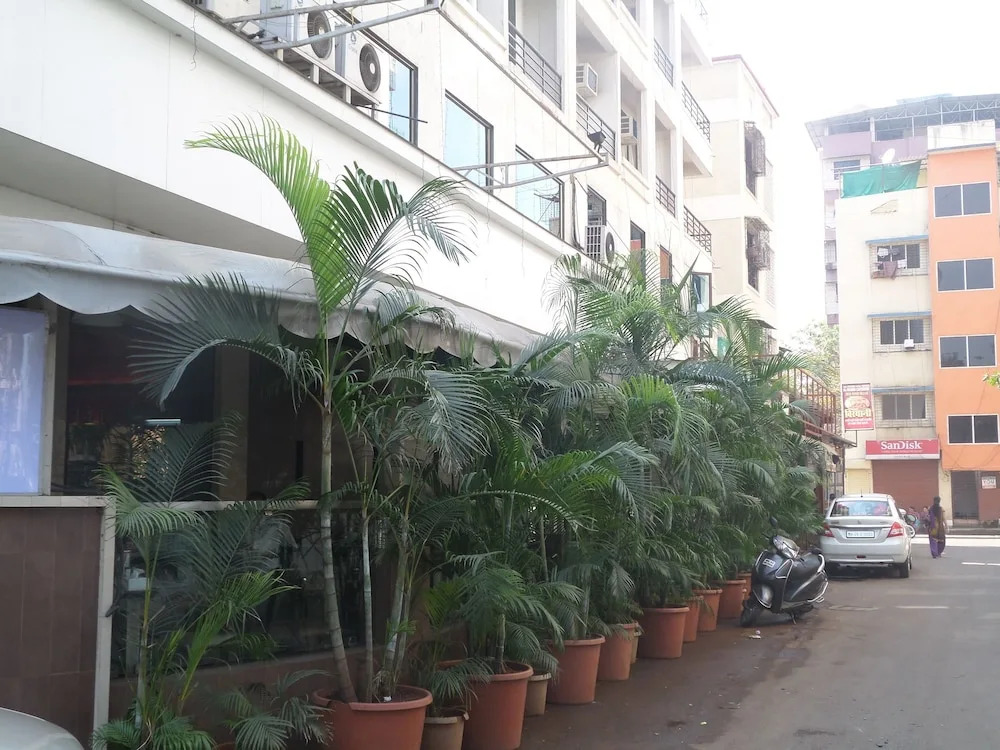 Hotel Rishi Residency Mumbai
