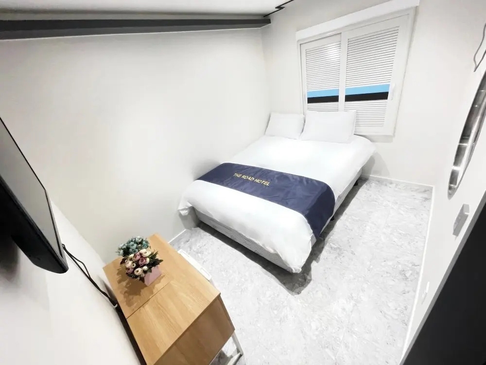 The Road Hotel