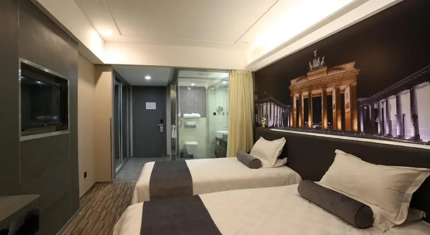 Fresh House Hotel