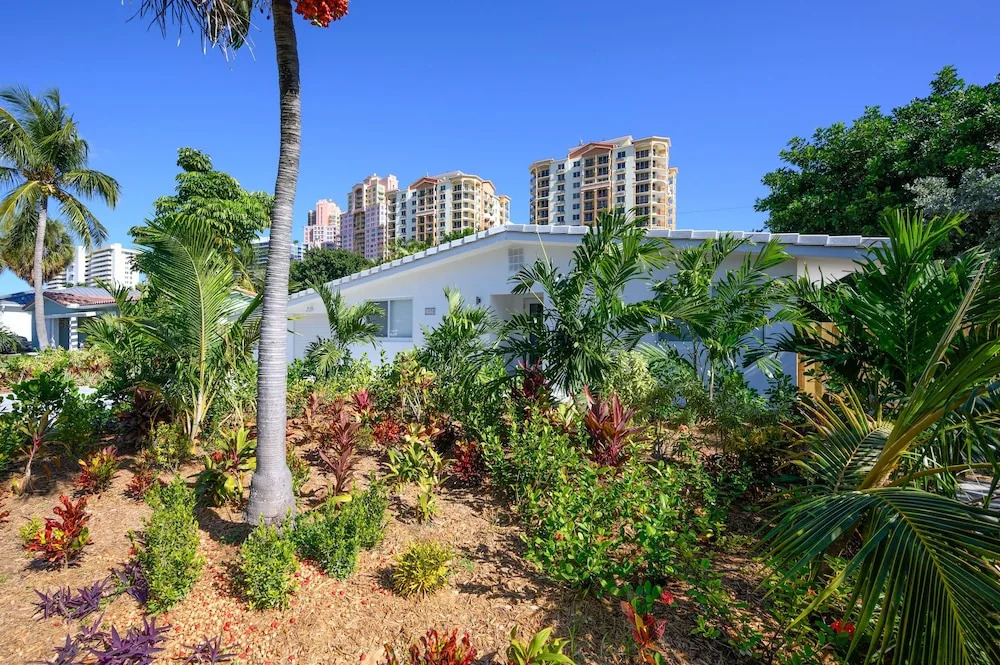 New Listing! Designer Beach Hideaway W/ Pool 4 Bedroom Home