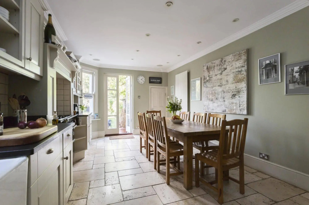 onefinestay - Queen's Park private homes